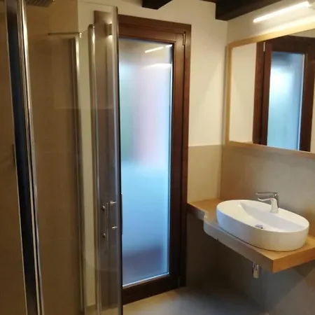 Casabella Light 2 산테오도로